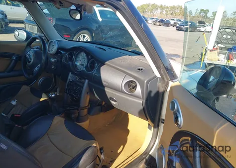 2004 Mini Cooper S z USA, uszkodzony, nr VIN WMWRE33474TD75901